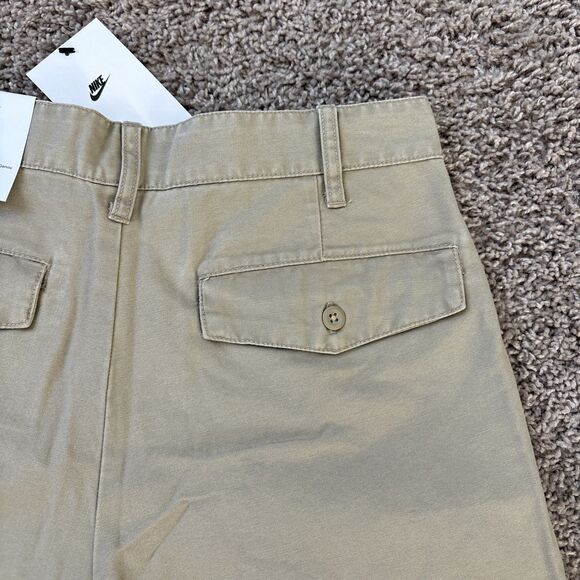 NWT Men's Size 28 Nike Life Pleated Chino At Knee Shorts Khaki Loose DX0643-247 - Picture 8 of 9